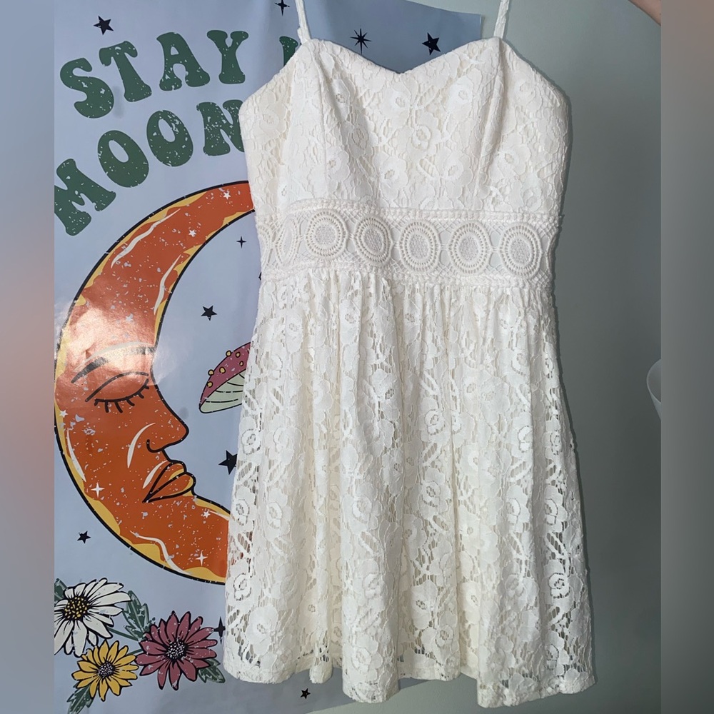 Iz Byer White Floral Mini Dress